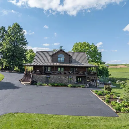 The Lodge At Fields Of Home